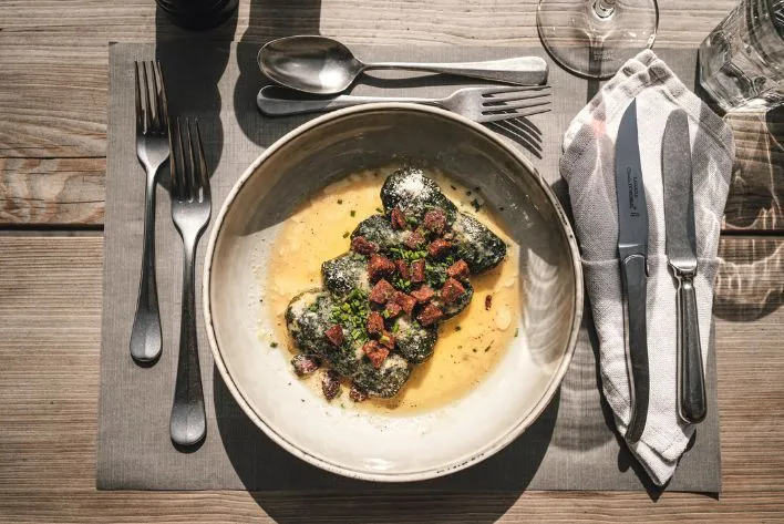 Wondering Switzerland how many days to spend? Celebrate flavors with authentic Swiss food along the way